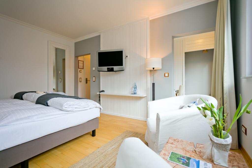 Schloss Ranzow Prviathotel - Wellness, Golf, Kulinarik, Events Lohme Exterior foto